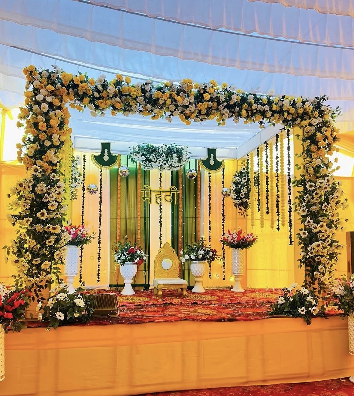 Premium wedding stage decor in Gorakhpur by Mahadev Events