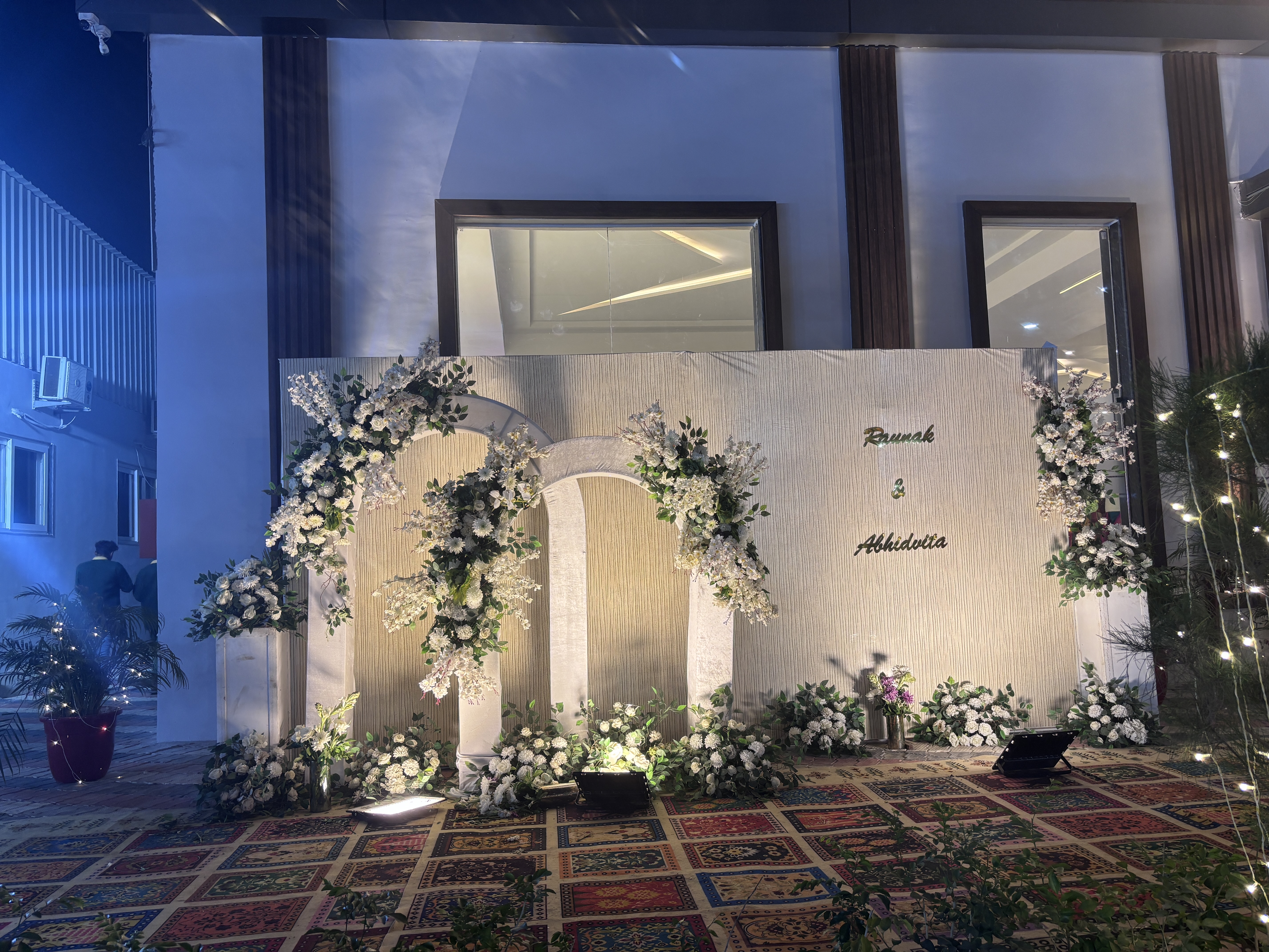 Barat on wheel arrangement with custom lighting